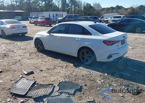 2024 Audi A3 Premium Plus 40 Tfsi Quattro S Tronic z USA, uszkodzony, nr VIN WAUHUDGY8RA138058